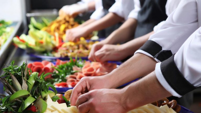 Factors to Consider When Starting a Food Business