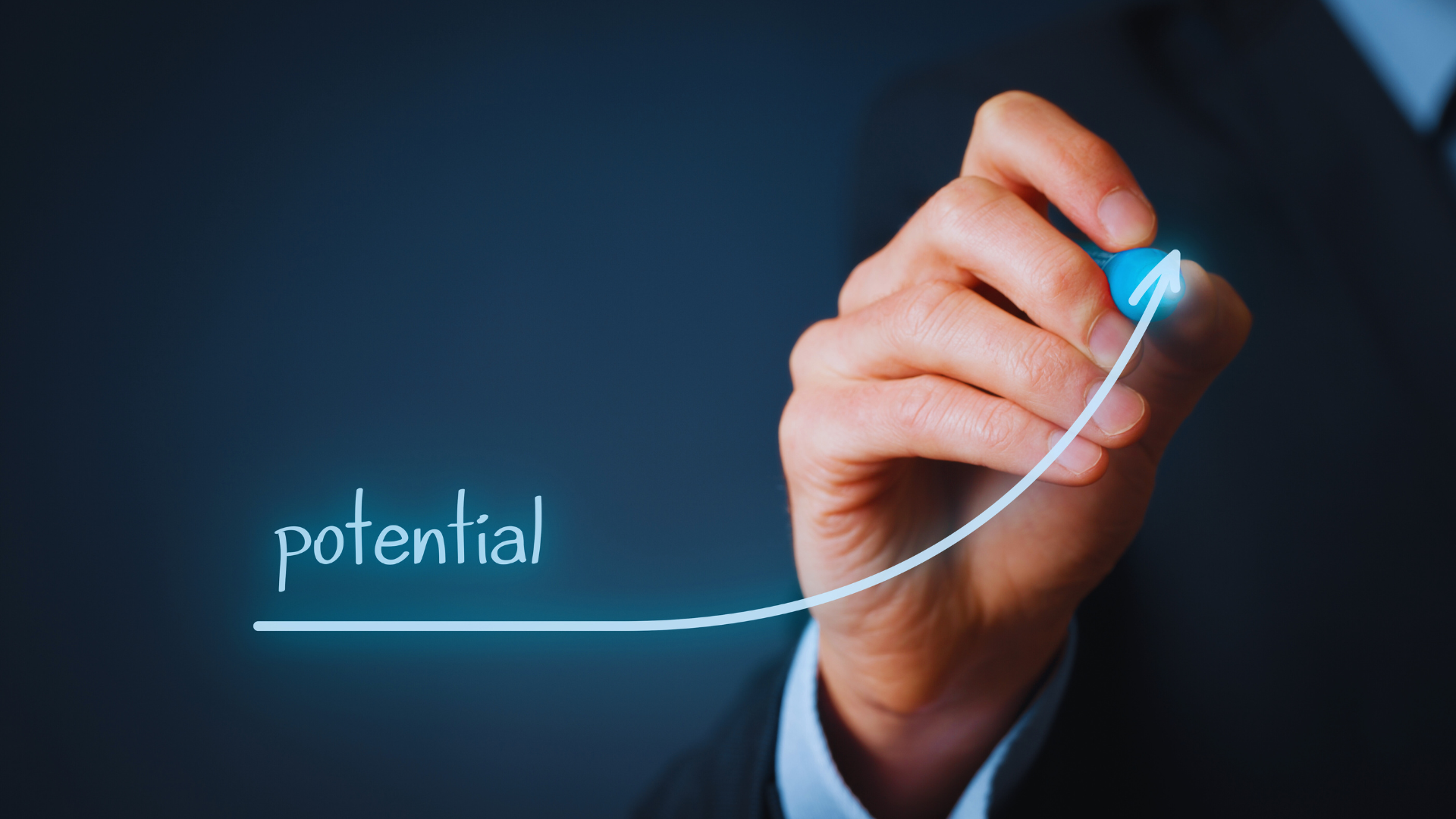 Read more about the article The Importance of Self-Reflection in Personal Growth: Unlocking Your Potential